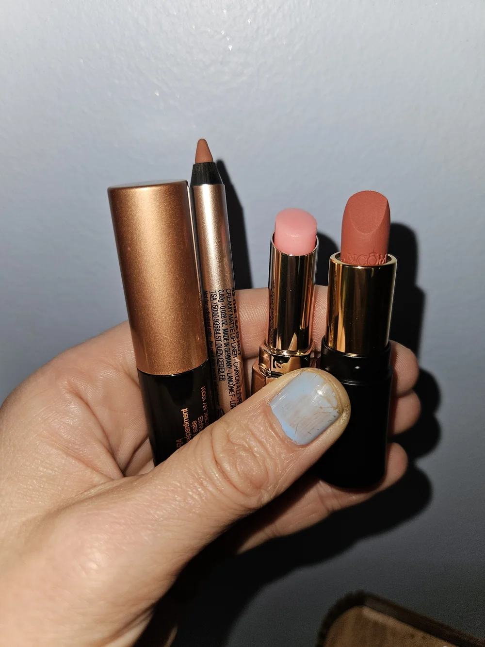 4 Lancôme Lip Set idole mascara.  Mutterglow lip, 274 lip, 53 tea is hot pencil